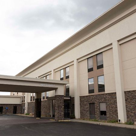 Hampton Inn Kent/Akron Area Екстер'єр фото
