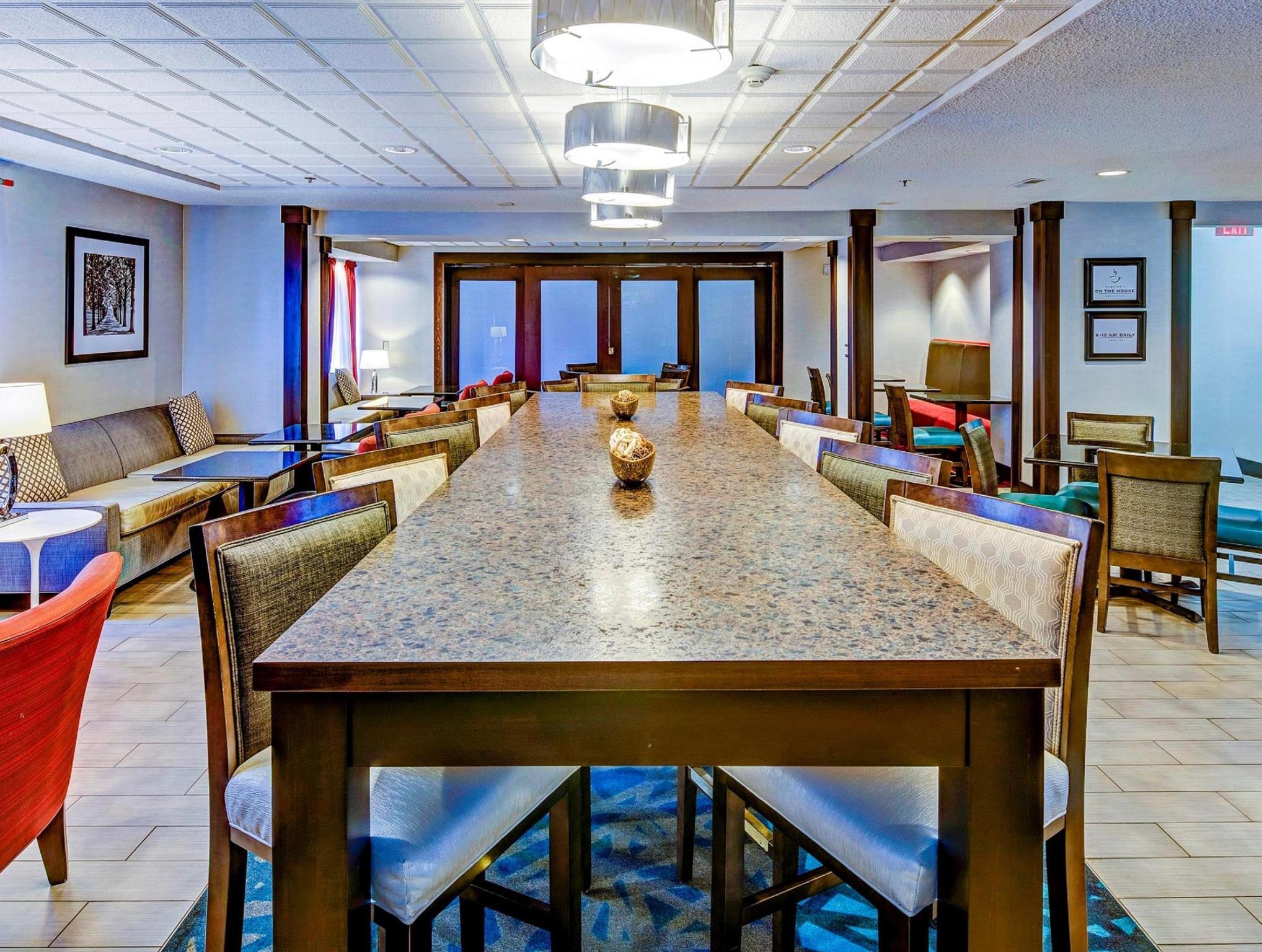 Hampton Inn Kent/Akron Area Екстер'єр фото