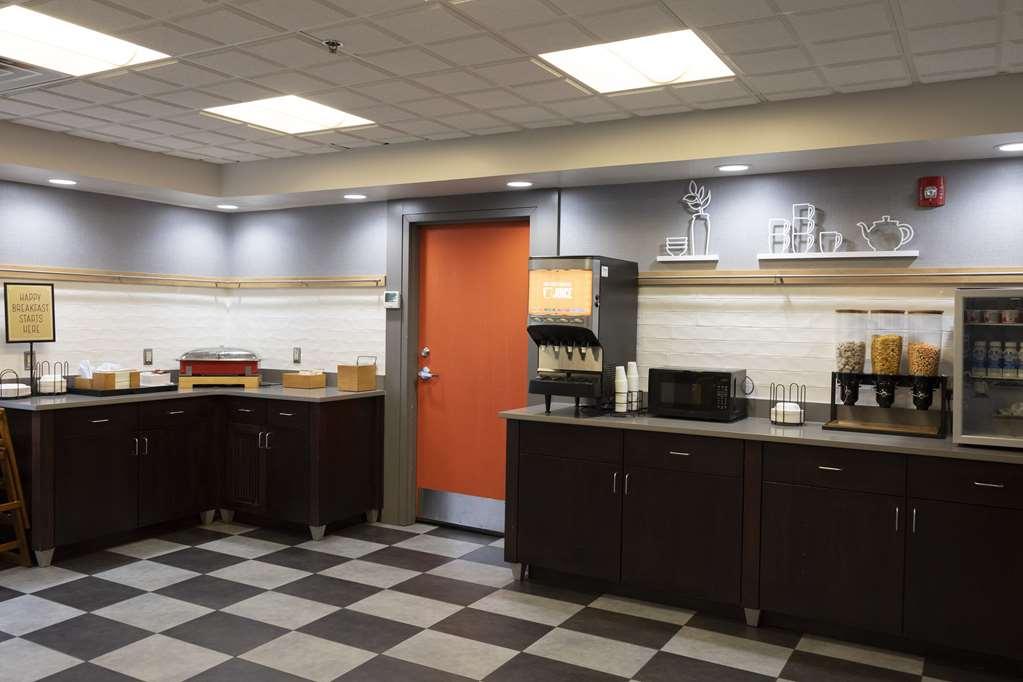 Hampton Inn Kent/Akron Area Ресторан фото
