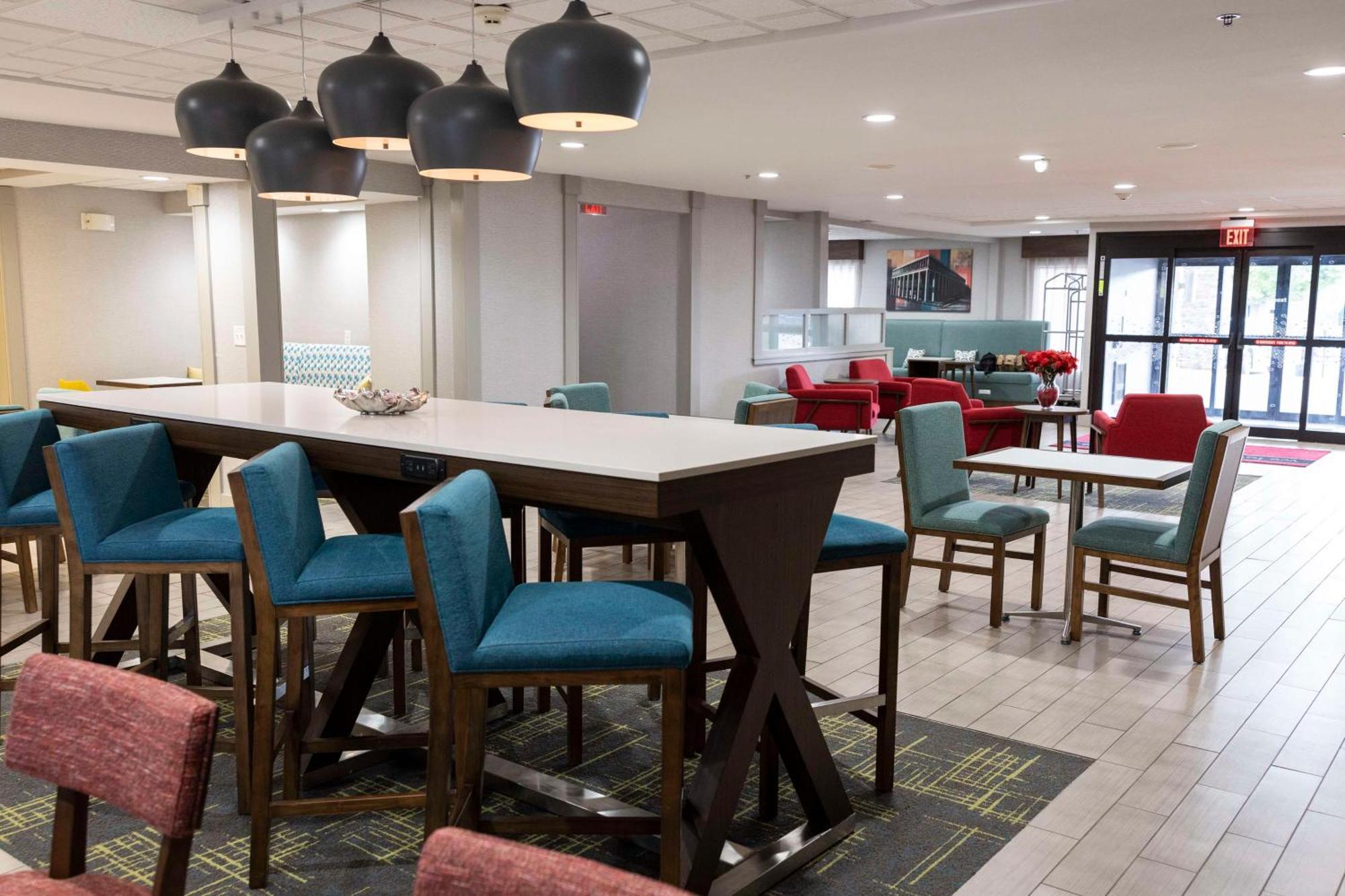Hampton Inn Kent/Akron Area Екстер'єр фото